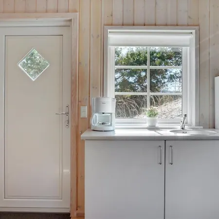 Feriehus Amie - 800m From The Sea By Interhome