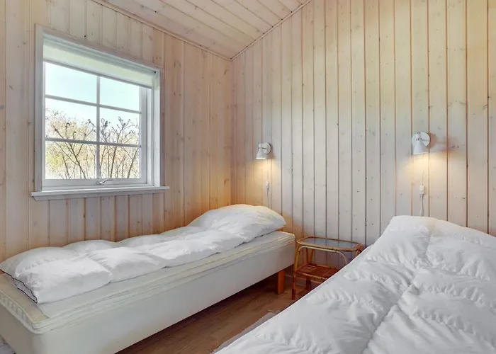 Amie - 800m From The Sea By Interhome *